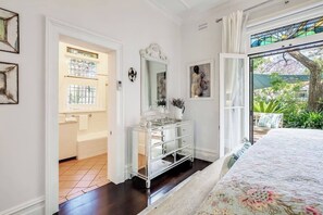 2 bedrooms, desk, iron/ironing board, travel crib