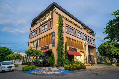 Caobos Center Coliving & Coworking