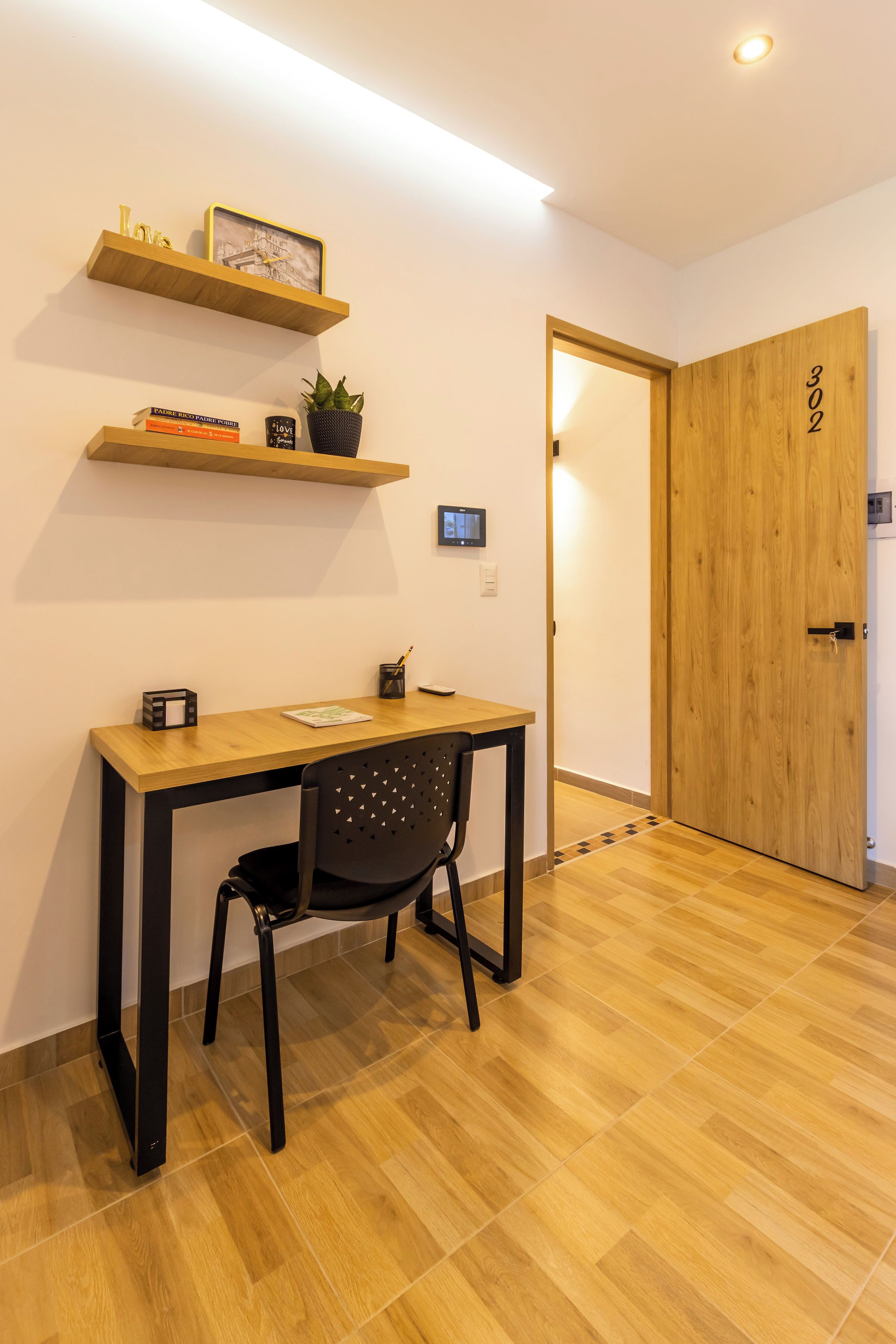 Trang thiết bị văn phòng tại phòng