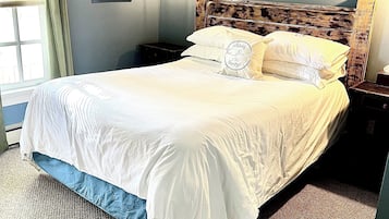 1 bedroom, iron/ironing board, free WiFi