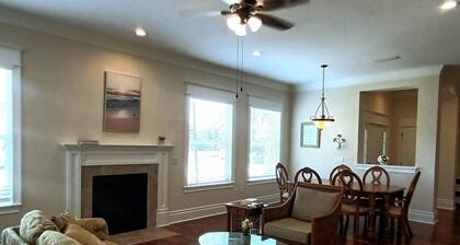 Affordable Comfort in Fort Myers – Prime Location, Great Price