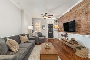 Älytelevisio, kirjoja