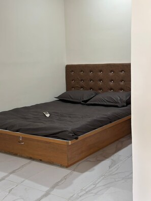 Deluxe Single Room, Balcony