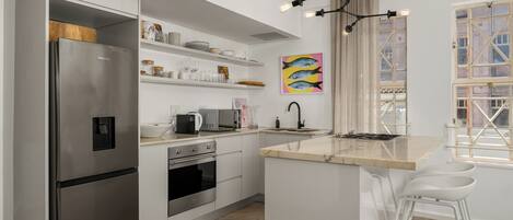 Microwave, oven, coffee/tea maker, electric kettle