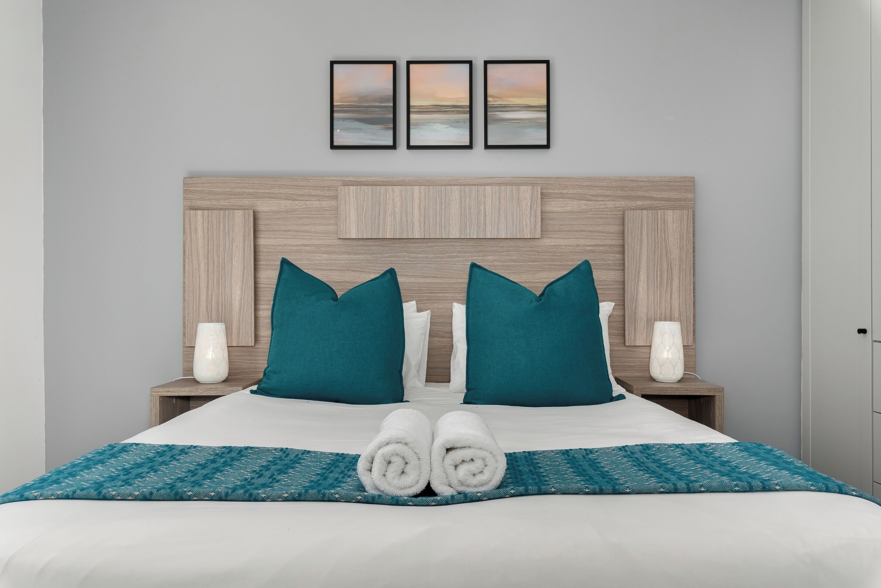 3 bedrooms, in-room safe, desk, iron/ironing board