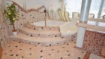 Apartment | Badezimmer | Handtücher