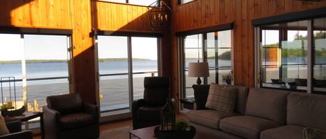 TV connectée, cheminée