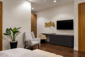 Junior Apartment, City View