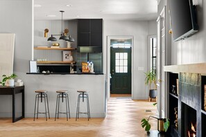 Maison Luxe, plusieurs chambres, non-fumeur, piscine privée | Cuisine privée