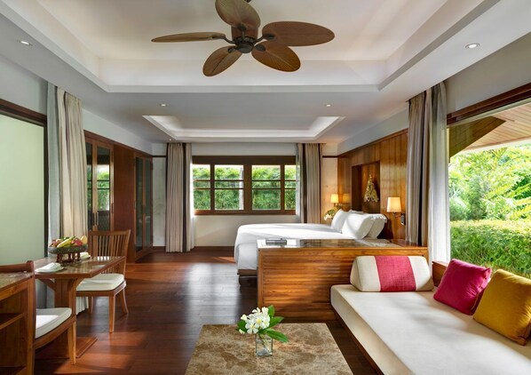 1 dormitorio, tabla de planchar con plancha, wifi y ropa de cama