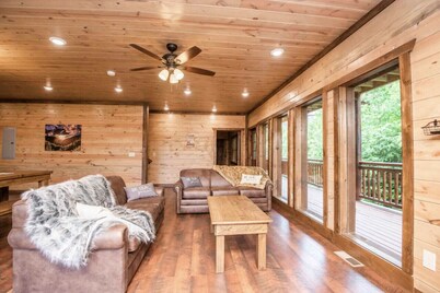 Epic Stay: Private Pool, Theater & Games for 30