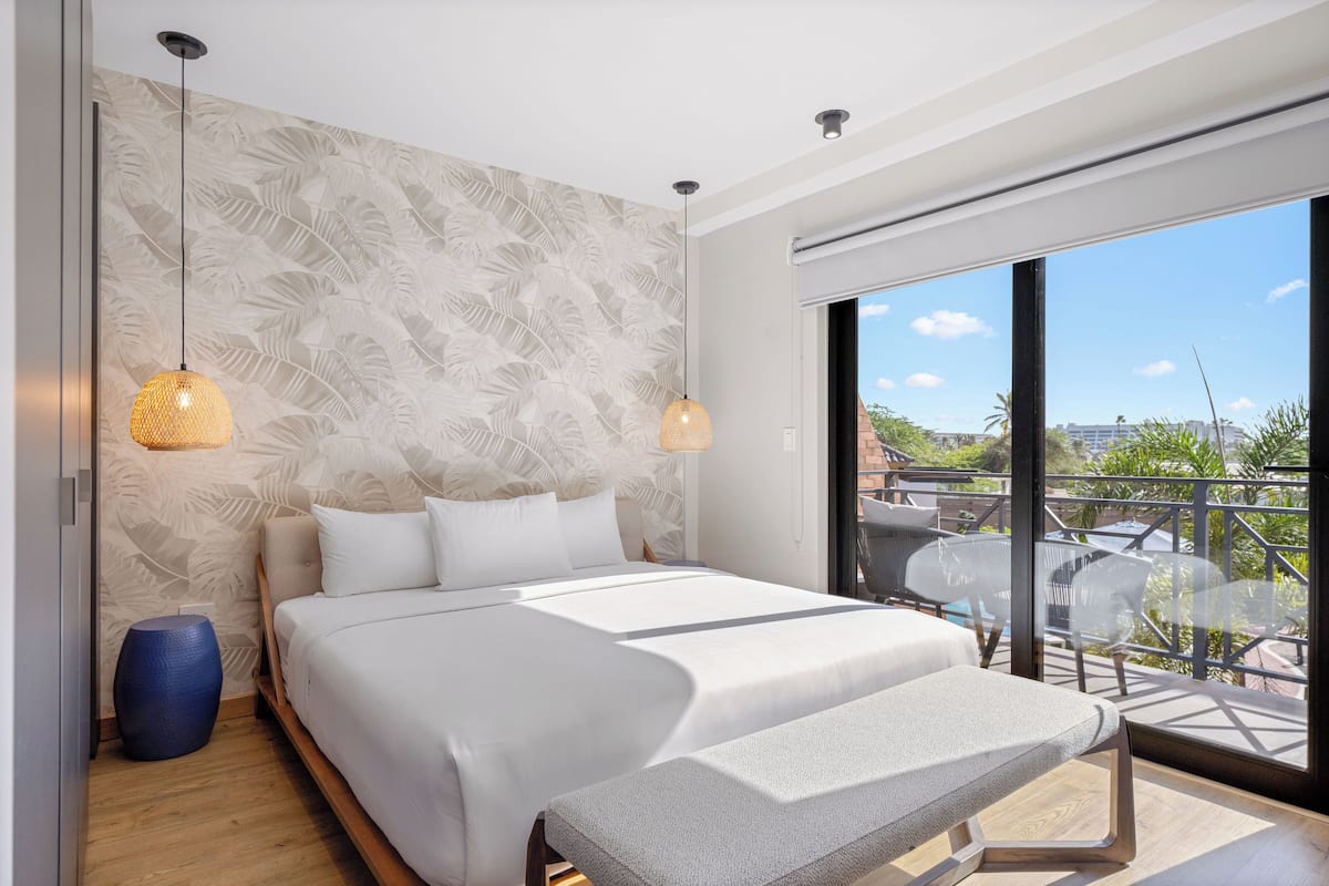 Porta al Sole 12 | 3 bedrooms, in-room safe, desk, iron/ironing board