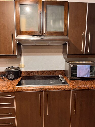 Charming Private 1 bedroom Queen Size in San Antonio Escazu San Jose