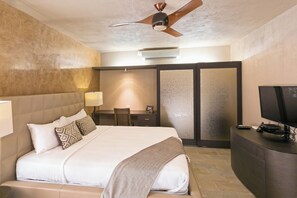 5 Schlafzimmer, Schreibtisch, Bügeleisen/Bügelbrett, kostenloses WLAN