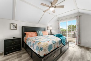 4 bedrooms, travel cot, free WiFi, bed sheets