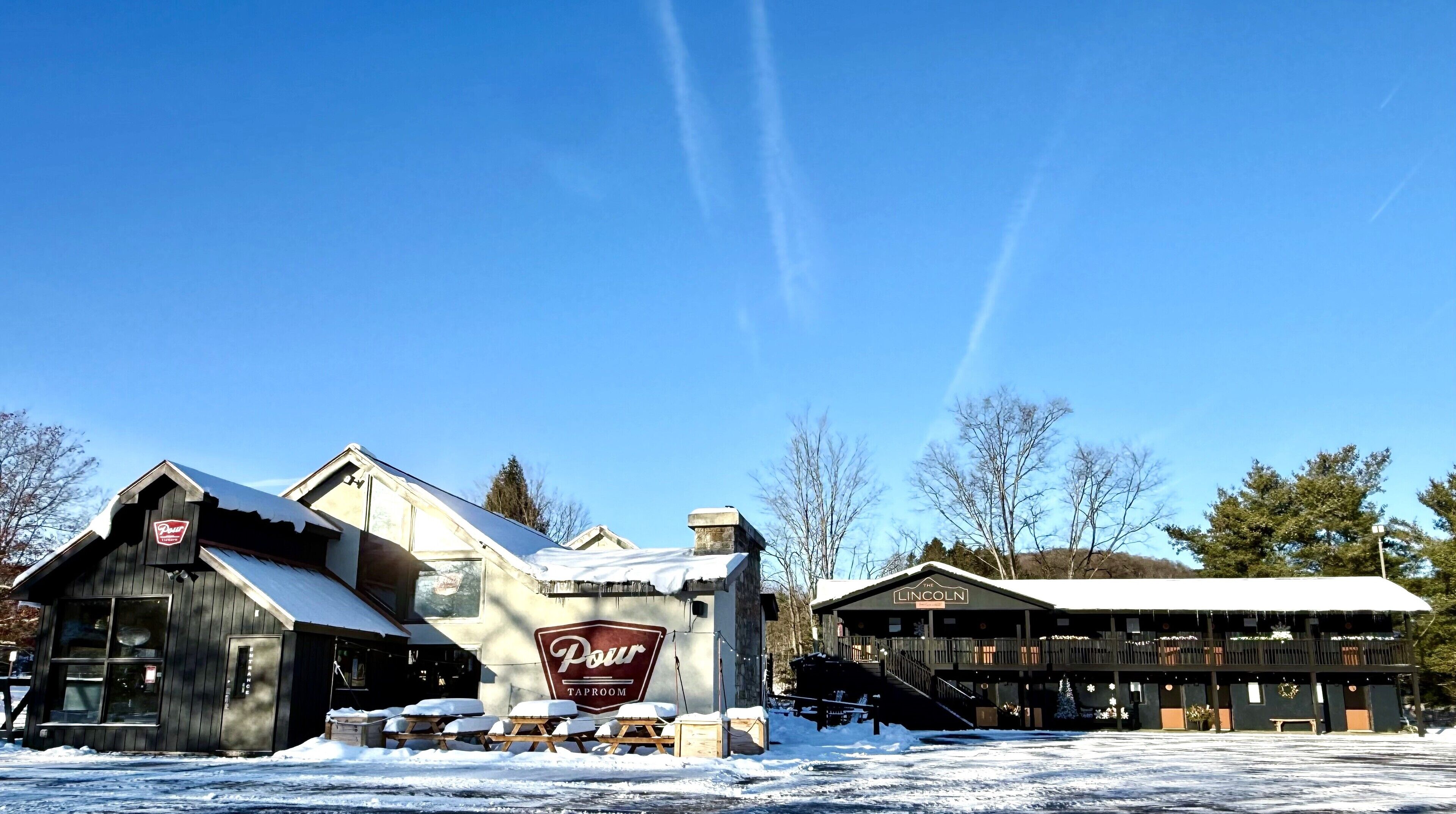 المنشأة من الخارج