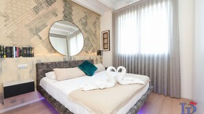 Iron/ironing board, free WiFi, bed sheets