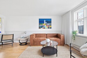 ทีวีจอแบน