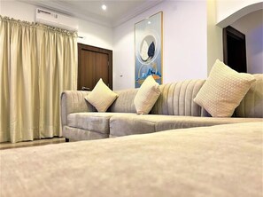 Deluxe Apartment, Balcony, City View | Living area - Sigma Base Apartments Lagos (Lagos)