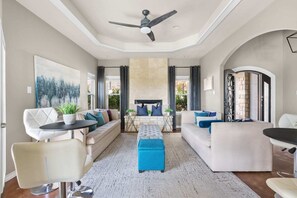 Luxury House, Multiple Bedrooms, Private Pool | Living area | 55-inch Smart TV with digital channels