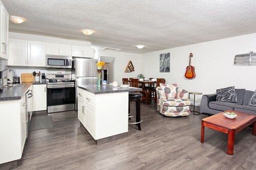 Spruce Springsteen Suite