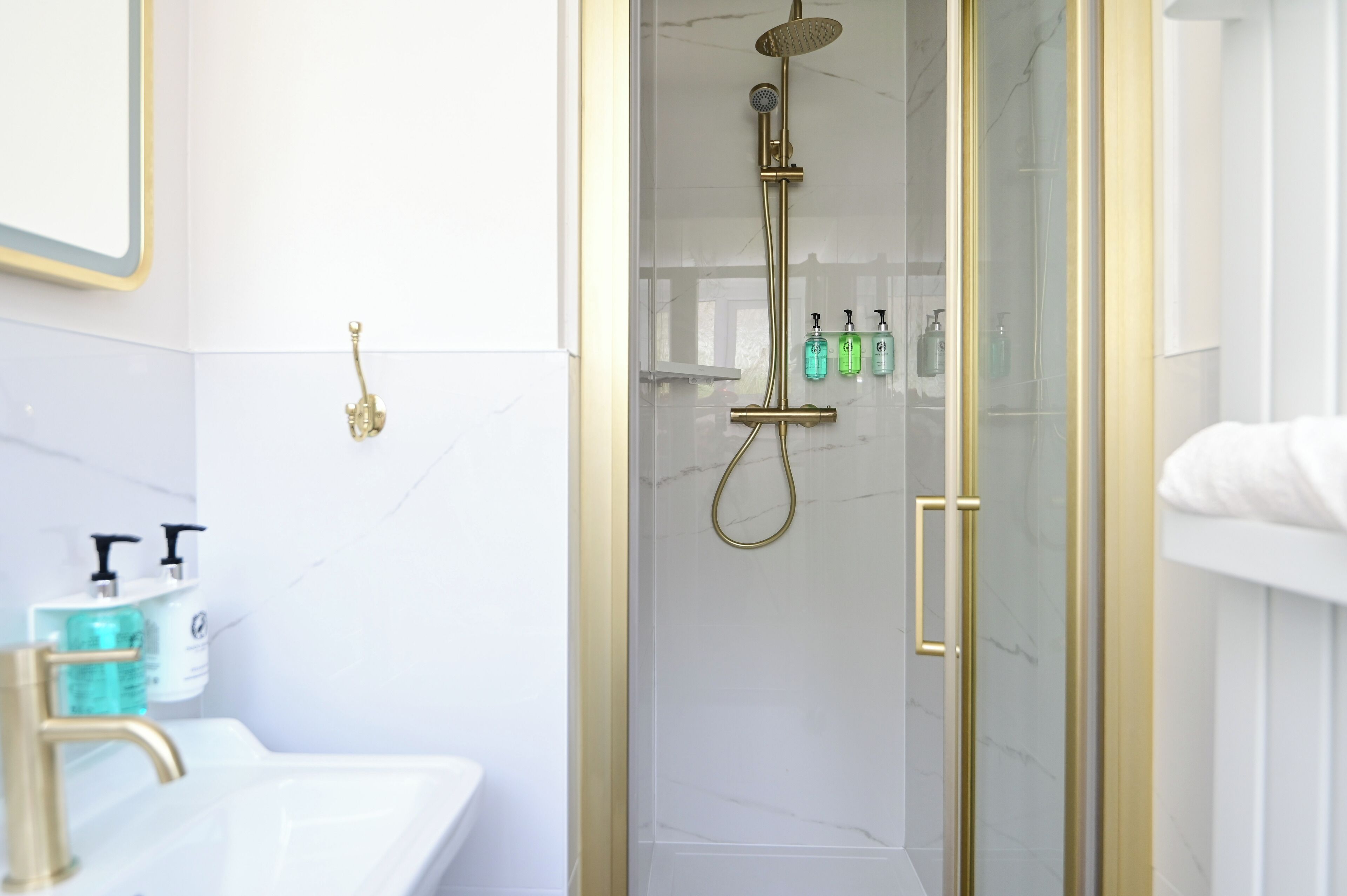 Economy Double Room | Bathroom | Shower, hair dryer, slippers, towels