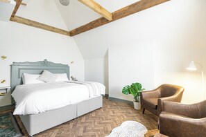 Signature Suite