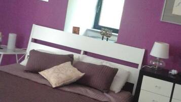 1 bedroom, iron/ironing board, travel crib, WiFi