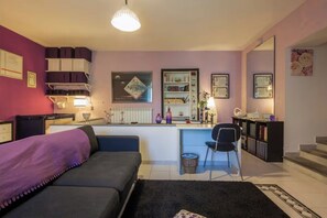 TV, table football, ping pong