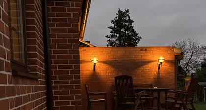 Fully equipped vacation home for up to 6 people. Dog friendly!