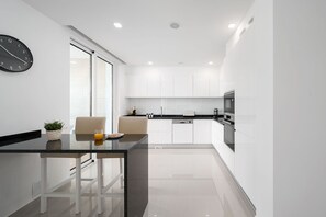 Fridge, microwave, oven, dishwasher - LAGOS DESIGN APARTMENT 1 WITH POOL by HOMING (Lagos)