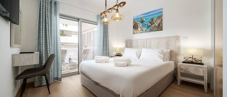 1 bedroom, iron/ironing board, free WiFi