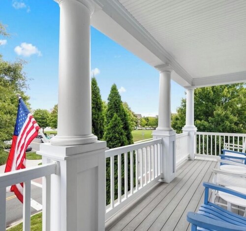 Beautiful Beach Home in Bayside Resort - Steps to Amenities