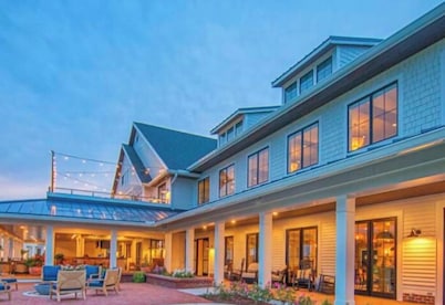 Beautiful Beach Home in Bayside Resort - Steps to Amenities