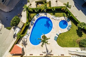 Pool - LAGOS CENTRAL 2 WITH POOL by HOMING (Lagos)
