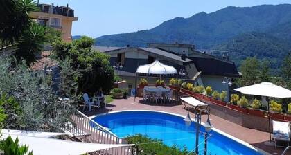 Blue - Relaxation near Salerno, Pompeii &Amalfi