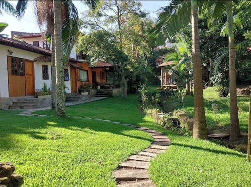 House, Garden, Creek, Unique Place - São Pedro