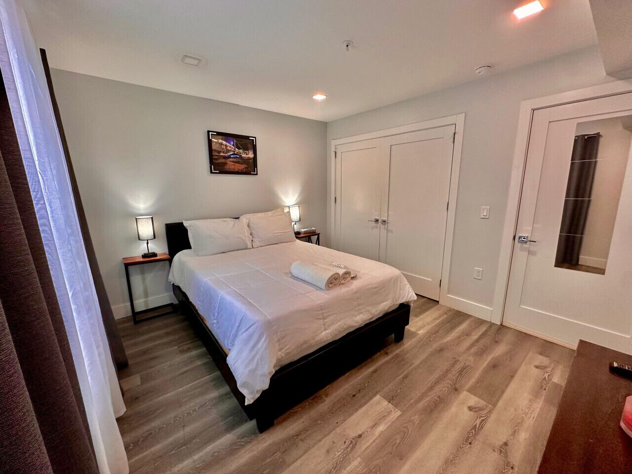 1 bedroom, iron/ironing board, travel crib, WiFi