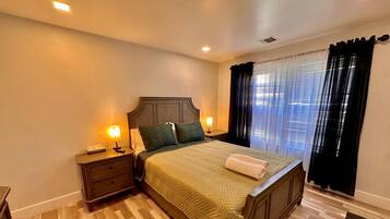 2 slaapkamers, een strijkplank/strijkijzer, wifi, beddengoed