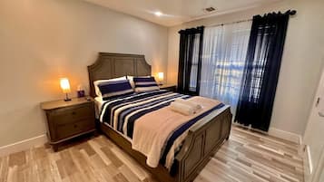 2 habitaciones, tabla de planchar con plancha, wifi y ropa de cama