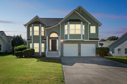 NEW! Modern 6BR Haven w/ Playroom, Gym & Deck!