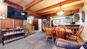 Smart TV, fireplace, DVD player