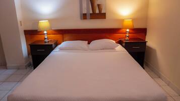 Basic Double Room, 1 Queen Bed, Courtyard View