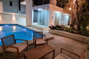 Beheizter Pool