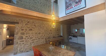 Maison au coeur d'un village médiéval