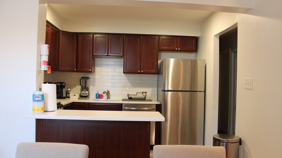 Cozy 3 Bedroom/Great Location