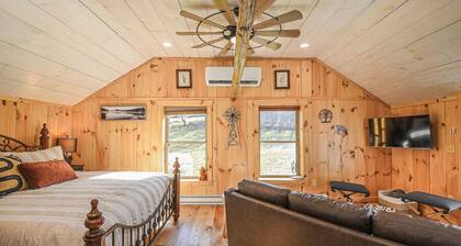 Couples Retreat: The HayLoft- Rustic Escape For 2
