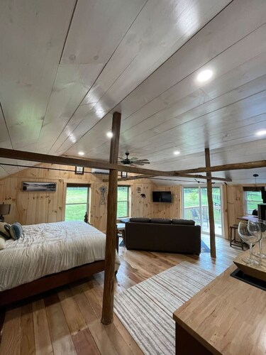 Couples Retreat: The HayLoft-  Rustic Escape For 2