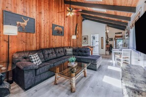 Smart TV, fireplace, DVD player, table football