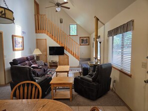 Fireplace - Northwoods (#11) Cabin in the Pines (Pinetop-Lakeside)